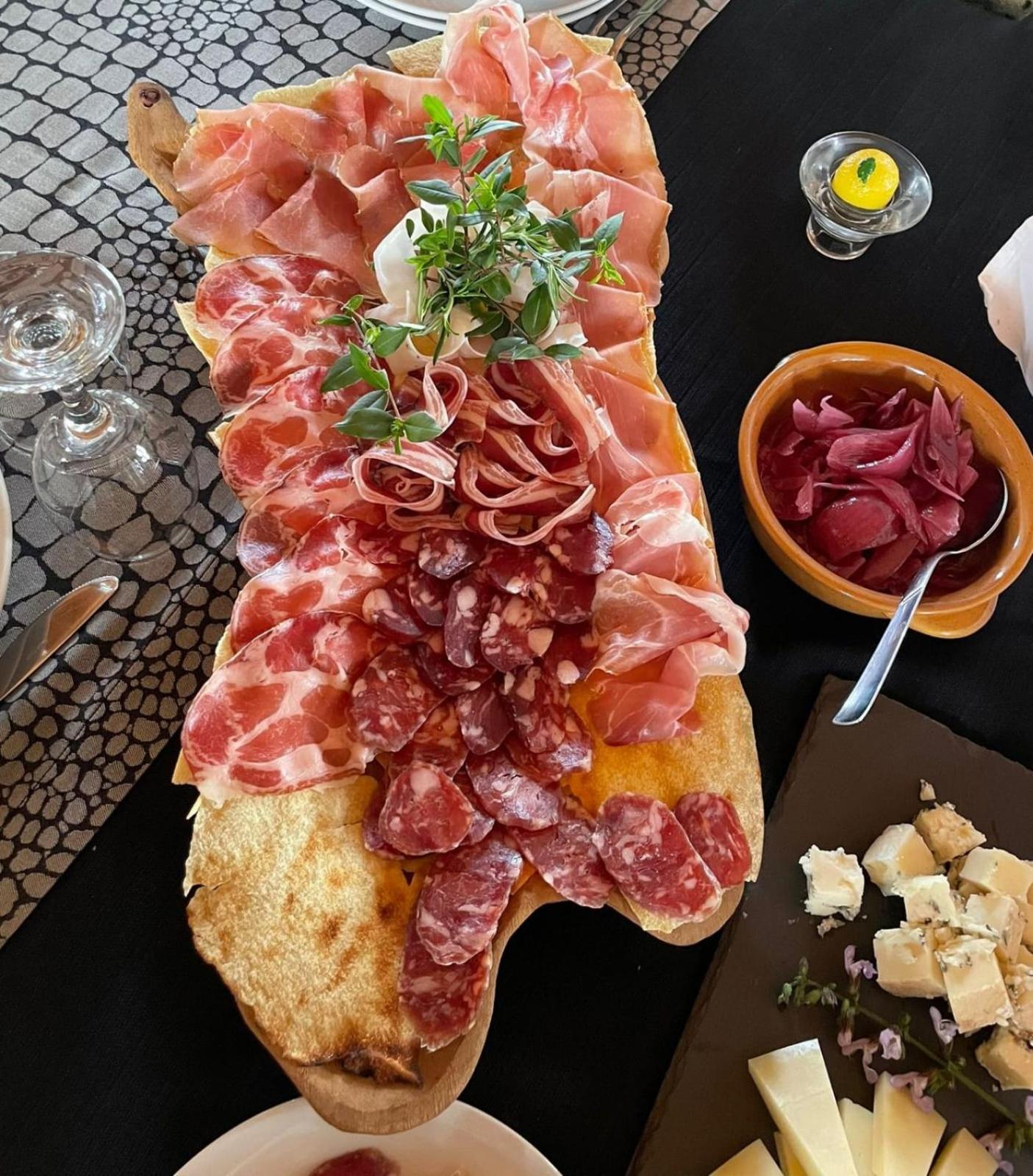 Tenute Testoni Agriturismo E B&B Bassacutena Eksteriør bilde
